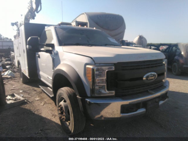 2017 Ford F-550, VIN: 1FDUF5GT3HED71676