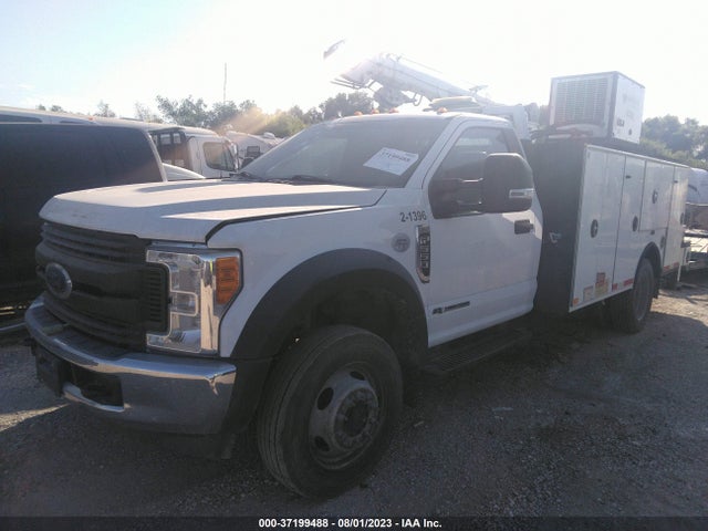 2017 Ford F-550, VIN: 1FDUF5GT3HED71676