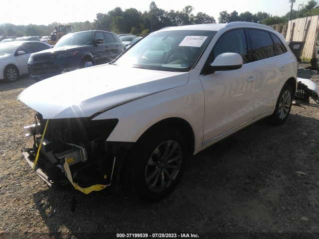 WA1LFAFP4EA041460 Audi Q5 Premium Plus