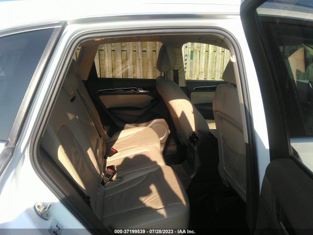 WA1LFAFP4EA041460 Audi Q5 Premium Plus