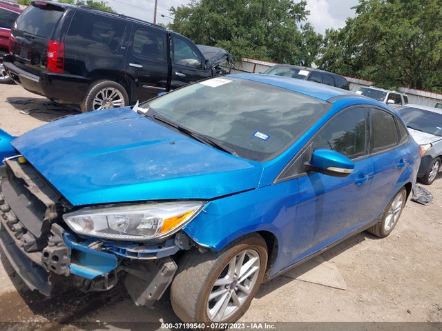 Ford FOCUS SE 2016 1FADP3F24GL404571 Image 2