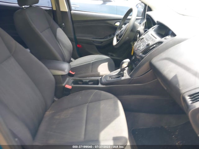 Ford FOCUS SE 2016 1FADP3F24GL404571 Image 5