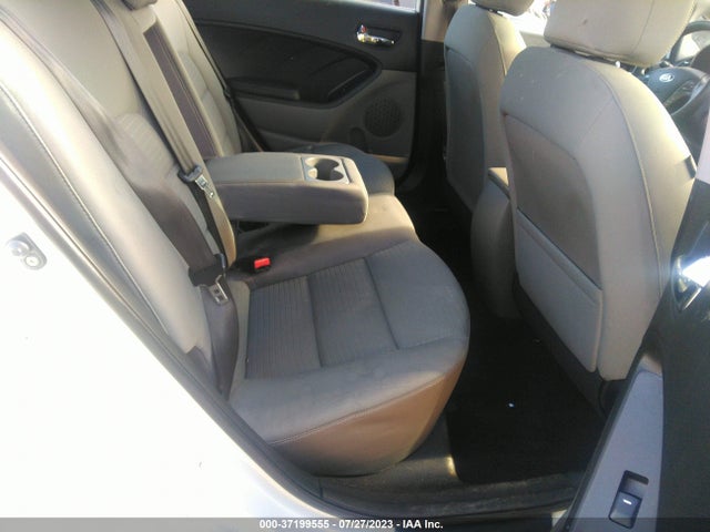 KIA FORTE LX 2016 KNAFX4A61G5462173 Image 8