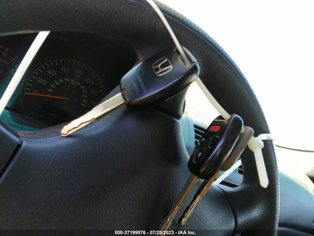 2004 HONDA ACCORD SDN LX VIN: JHMCM56304C024981