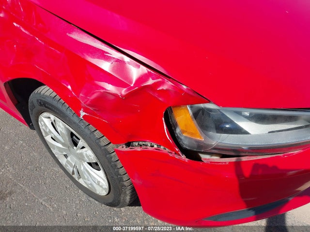 3VWD17AJ2EM424036 Volkswagen Jetta Sedan Se