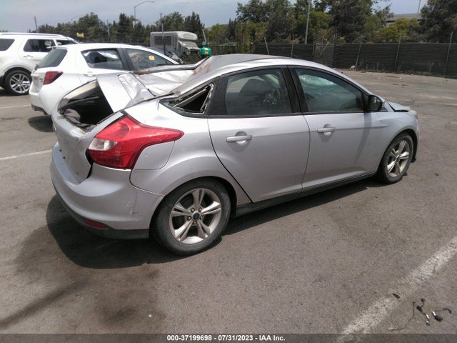 2014 FORD FOCUS SE VIN: 1FADP3K21EL111570