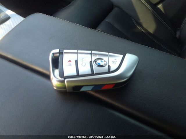 WBSJF0C5XJB284052 BMW M5