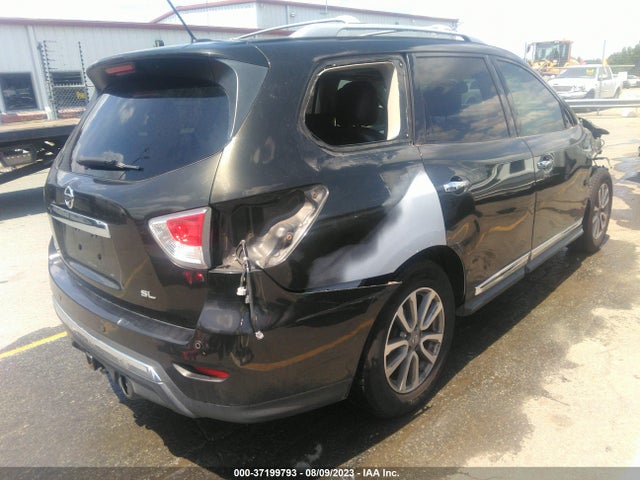 2015 NISSAN PATHFINDER SL VIN: 5N1AR2MN6FC631592