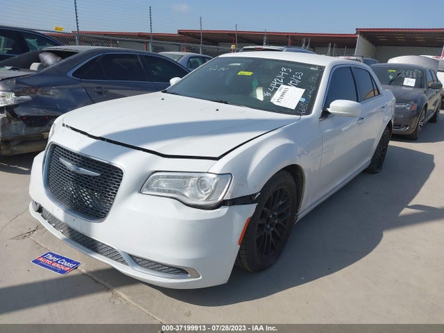 2C3CCAAG6FH779712 Chrysler 300 Limited