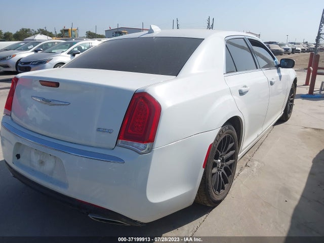 2C3CCAAG6FH779712 Chrysler 300 Limited
