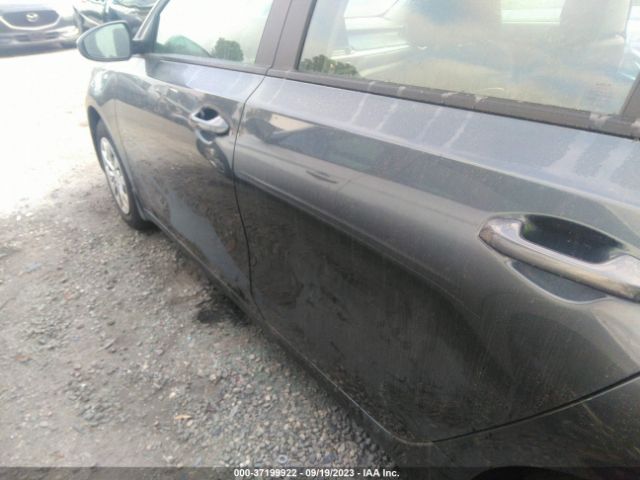 3KPF24AD1PE536812 KIA FORTE LX