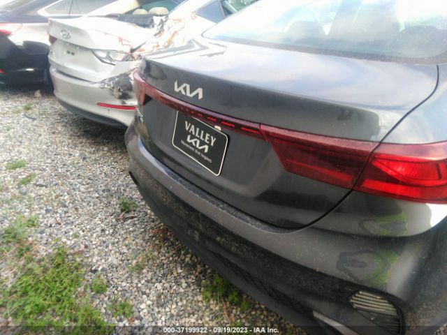 3KPF24AD1PE536812 KIA FORTE LX