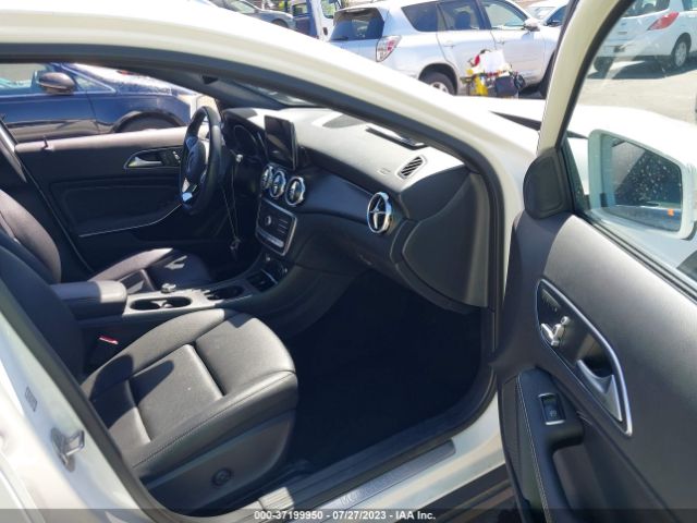 WDCTG4GB4KU018109 Mercedes-Benz Gla Gla 250