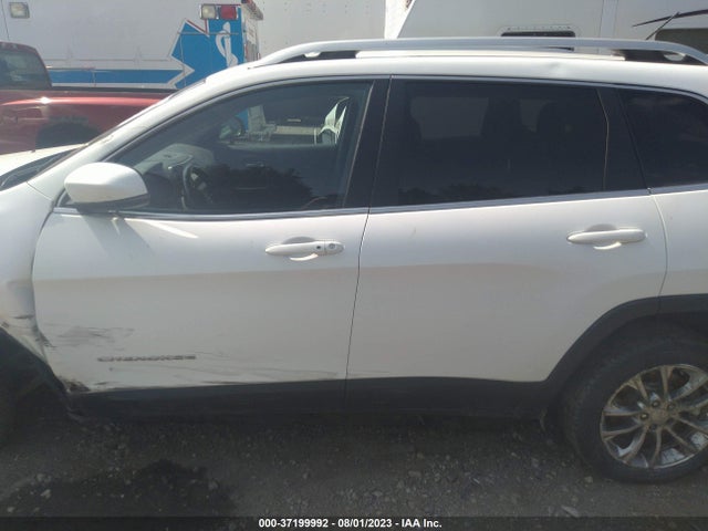 2019 JEEP CHEROKEE LATITUDE PLUS VIN: 1C4PJMLB0KD127116