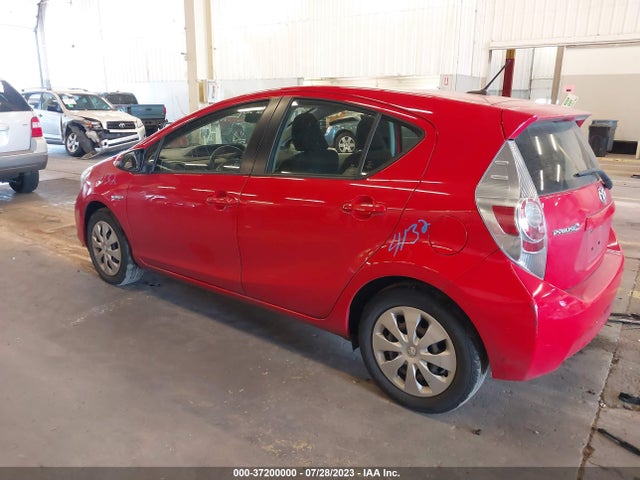 Toyota Prius C One/three/two/four 2014 JTDKDTB35E1080886 Image 3