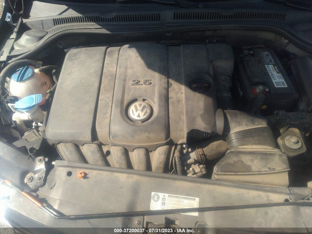 2012 VOLKSWAGEN JETTA SEDAN SE W/CONVENIENCE PZEV VIN: 3VWDP7AJ2CM302398