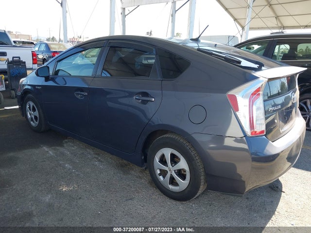 Toyota Prius Four/five/three/one/two 2014 JTDKN3DUXE0379704 Image 3