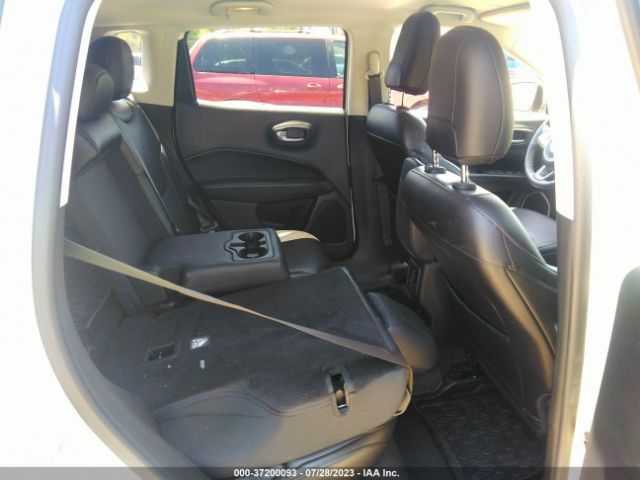 3C4NJDBBXJT394507 Jeep Compass Altitude