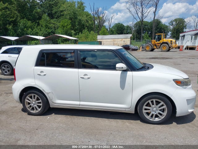 2008 SCION XB VIN: JTLKE50EX81059392