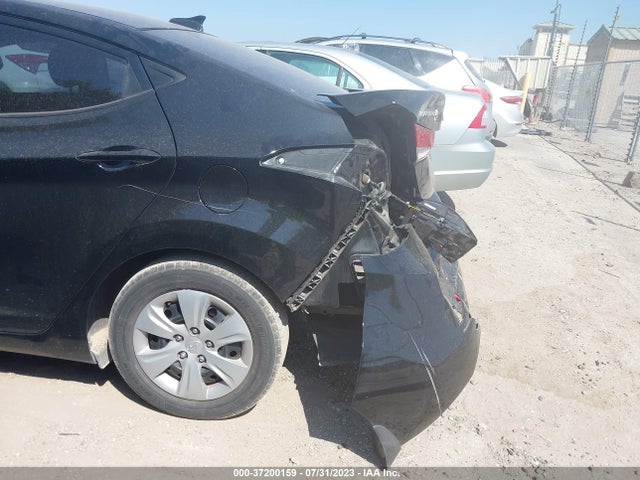 2016 HYUNDAI ELANTRA SE VIN: 5NPDH4AE1GH776260