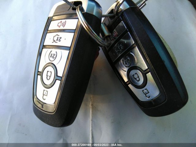 3FA6P0PU8HR379703 Ford Fusion Energi Se