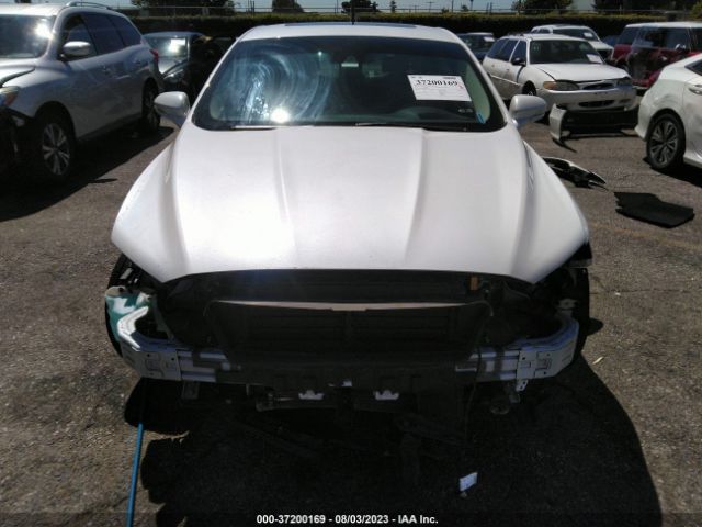 3FA6P0PU8HR379703 Ford Fusion Energi Se