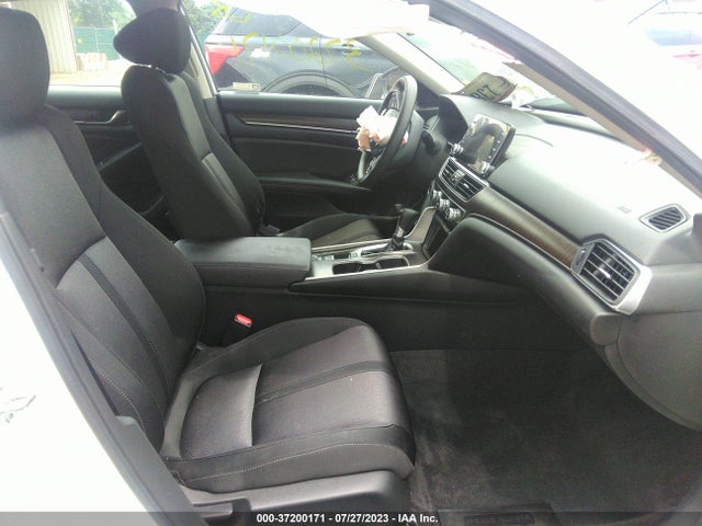 2019 HONDA ACCORD SEDAN EX 1.5T VIN: 1HGCV1F46KA132564
