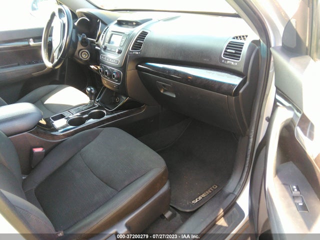 KIA SORENTO LX 2014 5XYKT4A69EG474976 Image 10