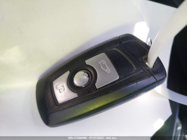 WBA3B1C5XFK136991 BMW 3 Series 320i