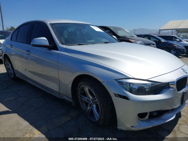 WBA3B1C5XFK136991 BMW 3 Series 320i