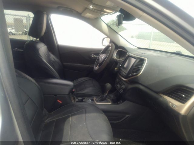 1C4PJMCS6EW173381 Jeep Cherokee Latitude