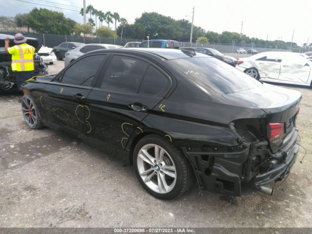 WBA8E1G32HNU17142 BMW 3 Series 320i