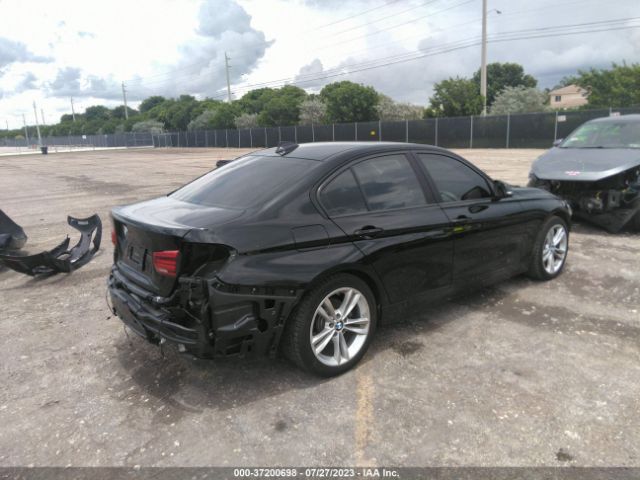 WBA8E1G32HNU17142 BMW 3 Series 320i