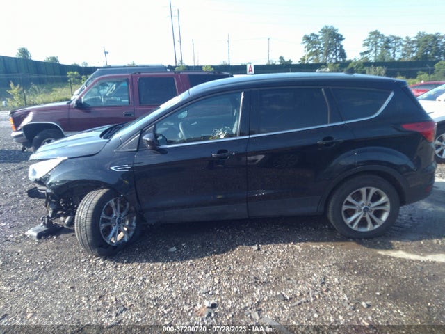 2019 FORD ESCAPE SE VIN: 1FMCU9GD7KUA08893