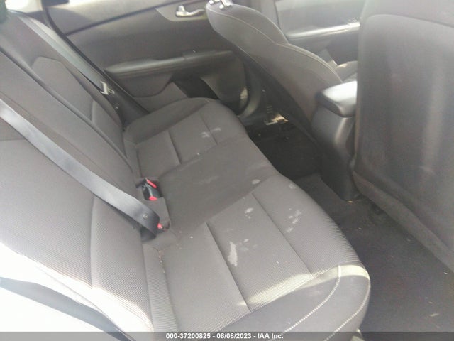 KIA Forte Lxs 2021 3KPF24AD3ME290468 Image 8