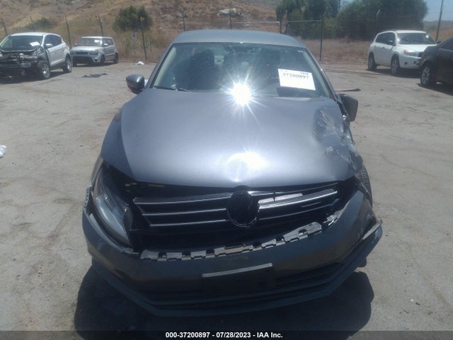 3VW2B7AJ3HM243892 Volkswagen Jetta 1.4t S