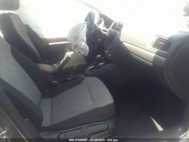 3VW2B7AJ3HM243892 Volkswagen Jetta 1.4t S