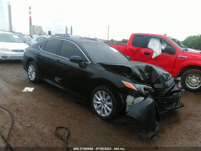 2018 4T1B11HK2JU030205 main image