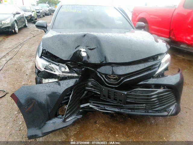 Toyota CAMRY LE 2018 4T1B11HK2JU030205 Image 6