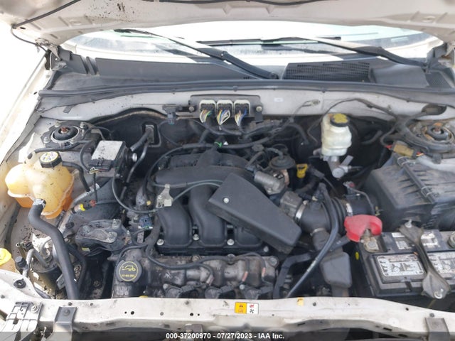 2008 FORD ESCAPE XLT VIN: 1FMCU93118KB57347