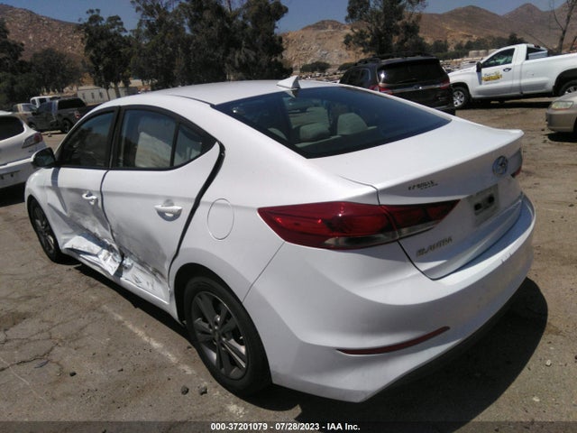 Hyundai ELANTRA SEL 2018 5NPD84LF8JH370876 Image 3