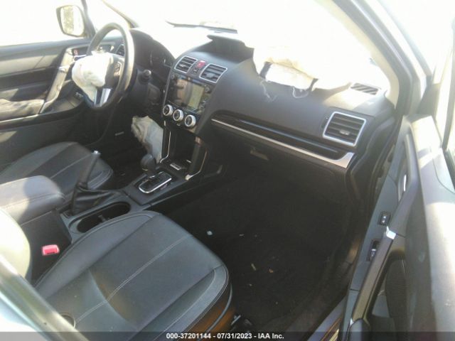 JF2SJAWC2HH429118 Subaru Forester Touring