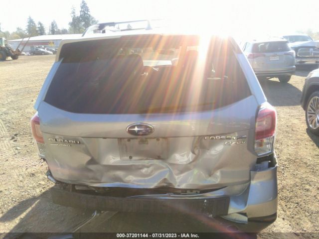 JF2SJAWC2HH429118 Subaru Forester Touring
