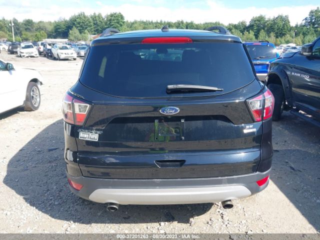 1FMCU9GD6JUD11923 Ford ESCAPE SE