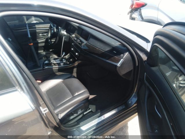 WBA5A5C55FD521107 BMW 5 Series 528i