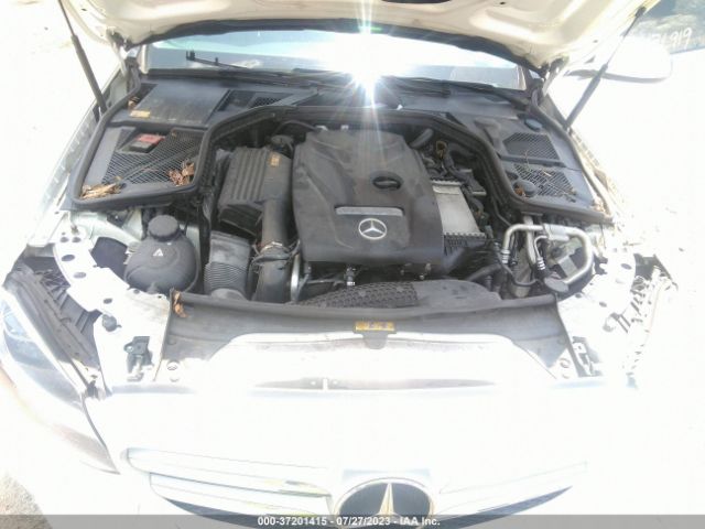 55SWF4JB3FU091046 Mercedes-Benz C-class C 300