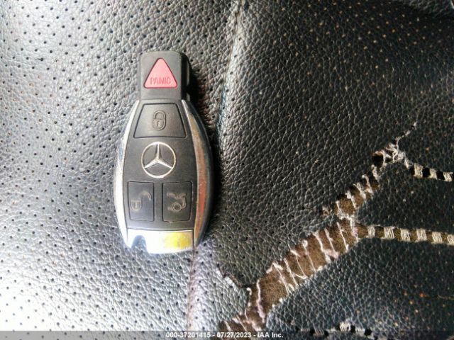 55SWF4JB3FU091046 Mercedes-Benz C-class C 300