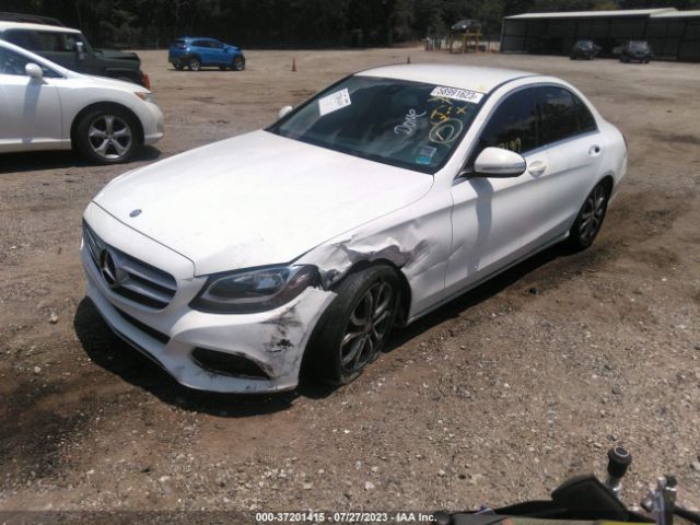 55SWF4JB3FU091046 Mercedes-Benz C-class C 300
