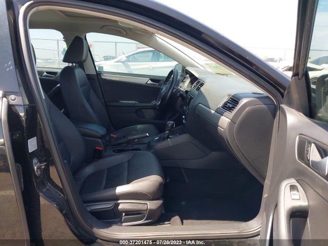 3VWD17AJ9FM351751 Volkswagen Jetta Sedan 1.8t Se