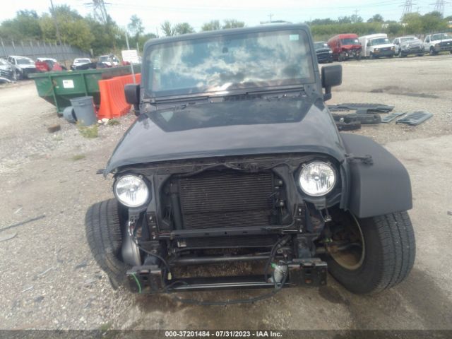 1C4BJWDG6JL828490 Jeep Wrangler Jk Unlimited Sport S